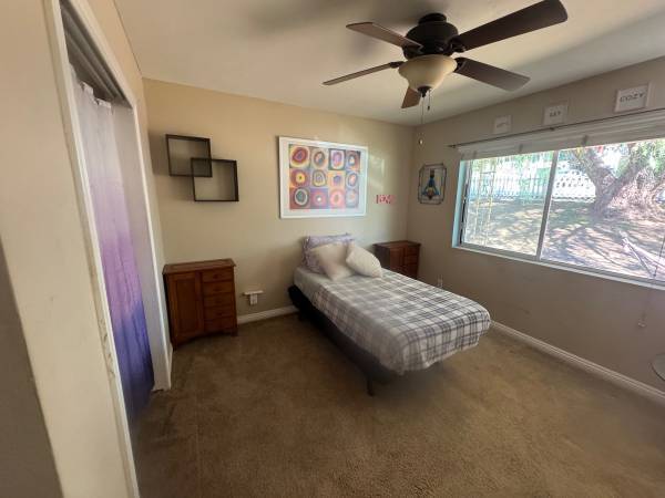 $500 Spacious furnished private room with full bathroom included (Ventura, CA)63800280315267120