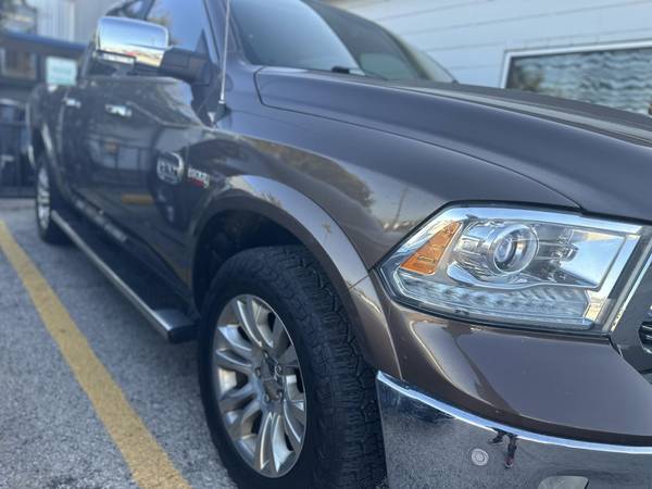 2018 dodge ram fully loaded very clean not a cash vehicle - $2,50063488750826113121