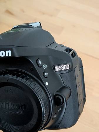 Nikon D5300 - photo/video - by owner - electronics sale