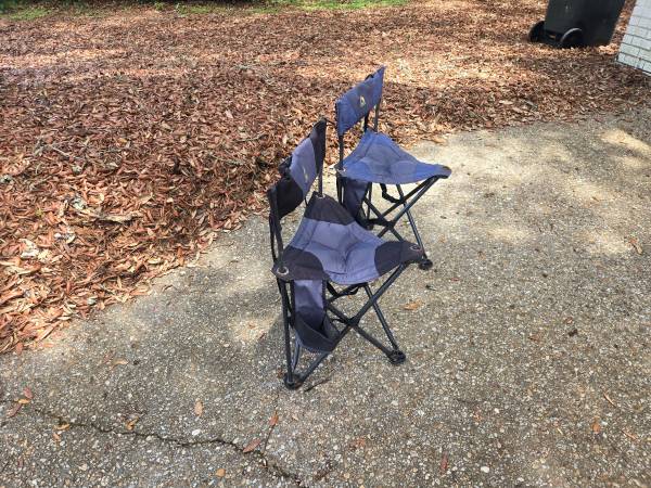 2 Sillas de camping plegables para pesca, concierto, senderismo con soporte para la espalda - $30 (Noreste de Pensacola)62946980121347123