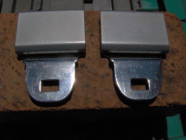 1982 corvette silver seat belt buckles 1