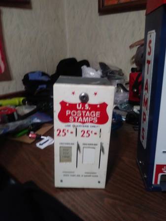 US postal stamp vending machine 1