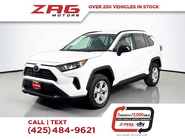 2021 Toyota RAV4 LE 1