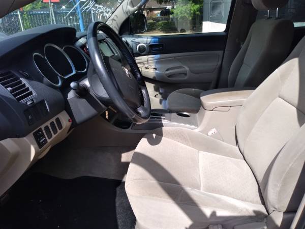 2005 toyota tacoma - $7,750 (Houston)63622483619331122