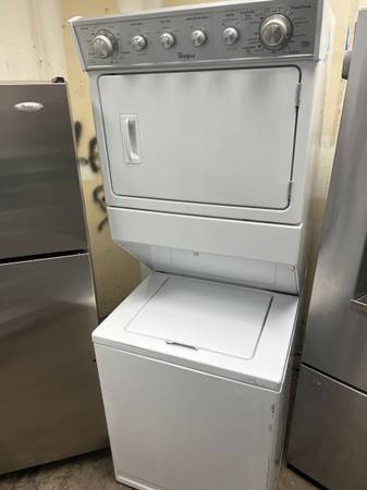 Whirlpool full size stackable washer and dryer combo 1