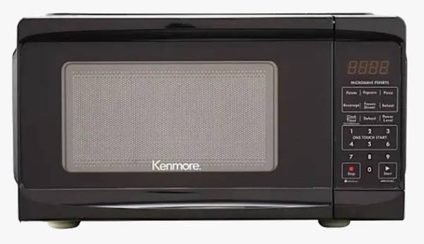 Small Kenmore Microwave, 2 months old. 700w Like New 1