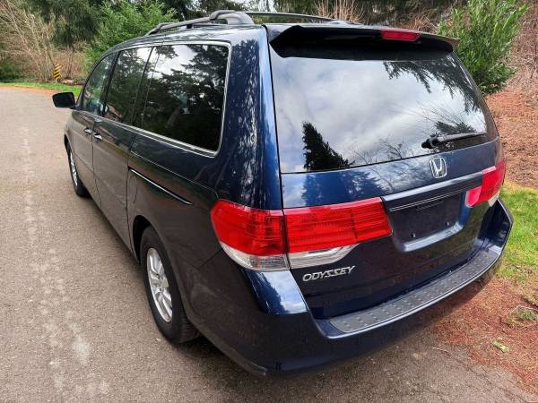 2009 Honda Odyssey - ¡Financiamiento disponible! - $5500.00 (Puyallup WA)63441918604035122