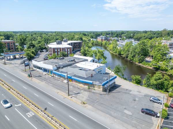 $18 / 10000ft2 - High-Traffic Route 1 Location! 10–20K SF Open Commercial Space64213539364738122