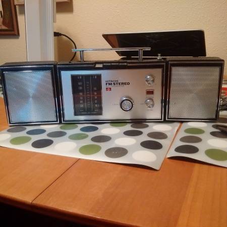 Hitachi Stereo System Transistor Portable Radio. japan 1