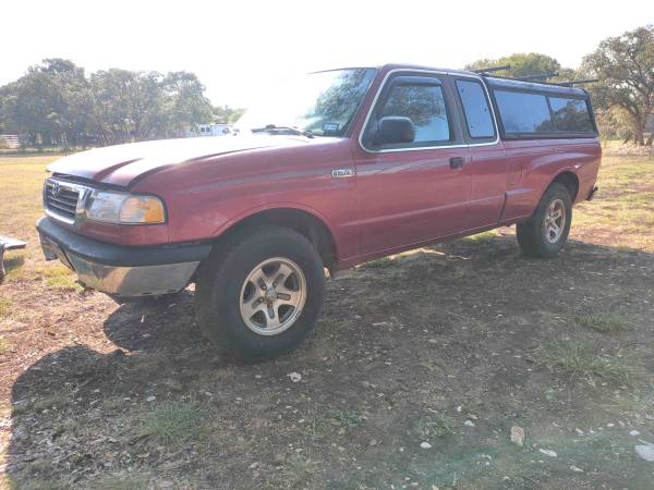 1998 Mazda b2500 (5speed manual transmission) - $1,50063439207658881121