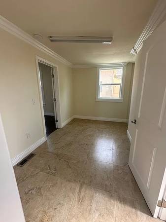 $1,580 / 3br - 1000ft2 - Amplio dúplex de 3 habitaciones⚒︎2 baños ⚒︎ ¡Ubicación muy ideal! (santa clara)63668111590913124