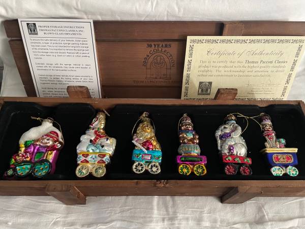 Thomas Pacconi Christmas Ornaments 1