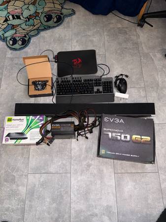 Gaming / PC Accessories Bundle – SOLD AS IS – Great Deal 1