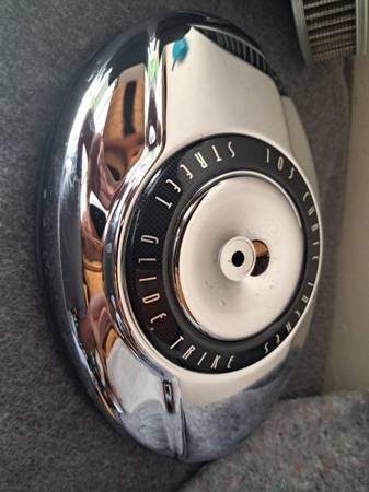 HARLEY-DAVIDSON AIR CLEANER AND COVER 1