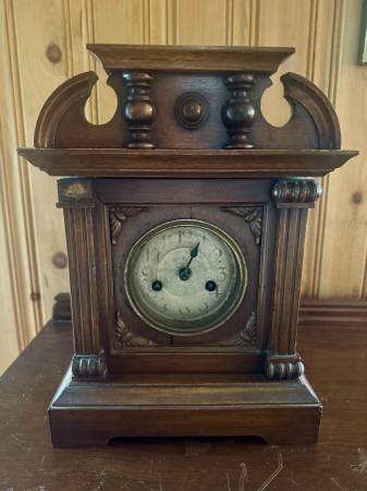 Antique clock 1