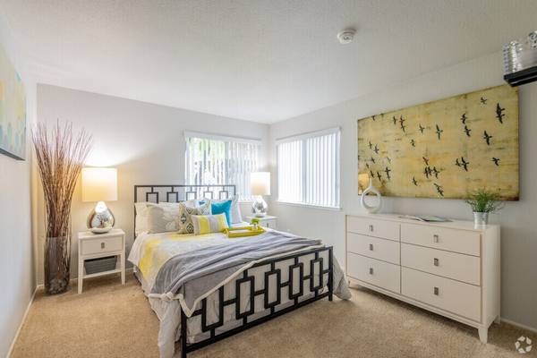 $2,349 / 2br - 960ft2 - Gracious 960 Sq. Ft. square foot apartment in Davis (Davis)63844737755651124