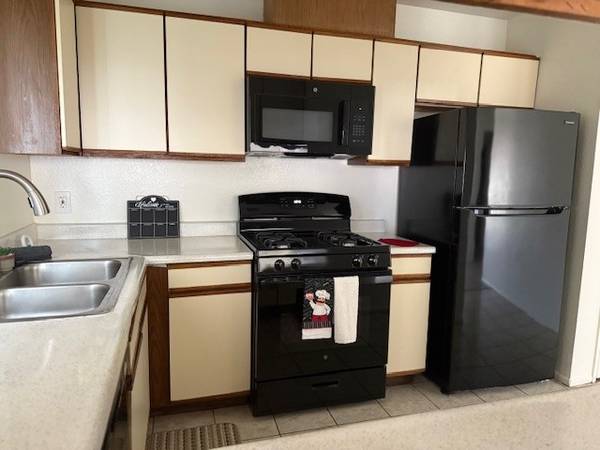 $1,895 / 2br - Single level Remod 2 BR 2 BTH Bermuda Dunes Oasis (Bermuda Dunes, Palm Desert, La Quinta, Indio)63686191953923123