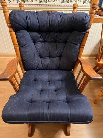 Glider/Rocking Chair 1