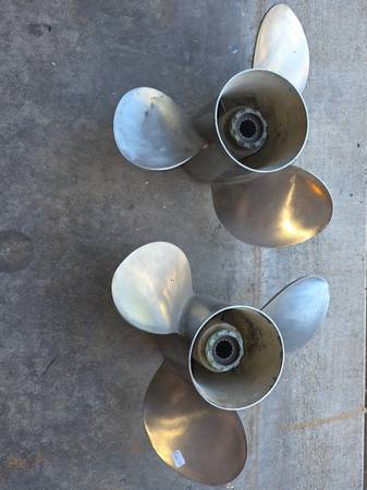 STAINLESS STEAL PROPS BOAT MOTOR MERCURY MERC CRUISER 1