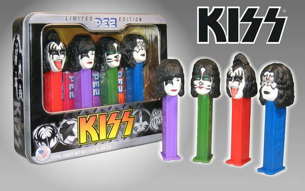 PEZ KISS COLLECTION 1