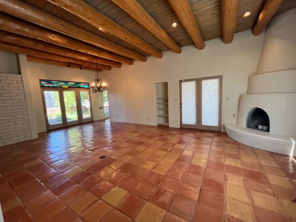 $2,700 / 3br - 1800ft2 - Vista Linda Immaculate Home (Ranchos de Taos)63659780958211122