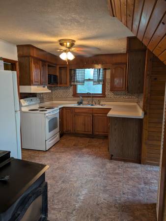 $225,000 / 3br - 1100ft2 - 36741 Kujala Road (Ontonagon)64151609960962122