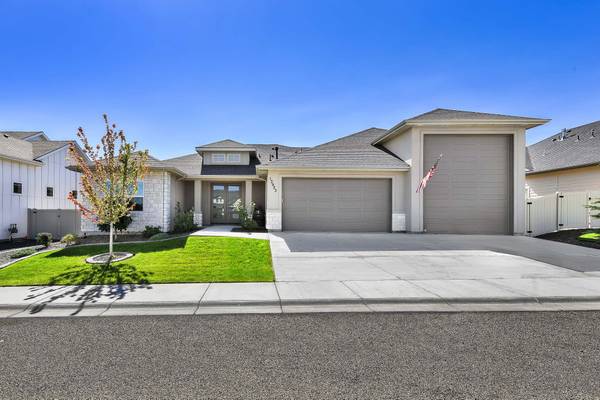 $695,000 / 4br - 2385ft2 - J U S T . H I T . T H E . M A R K E T - $695,000 (Caldwell)63981531882115120