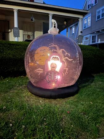 Halloween Inflatable 1