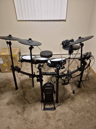 Roland Electronic Drums 1
