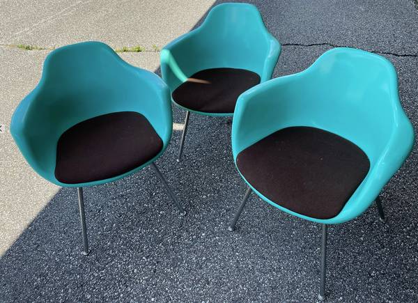 Classic Molded Fiberglass Shell Armchairs - Padded 1