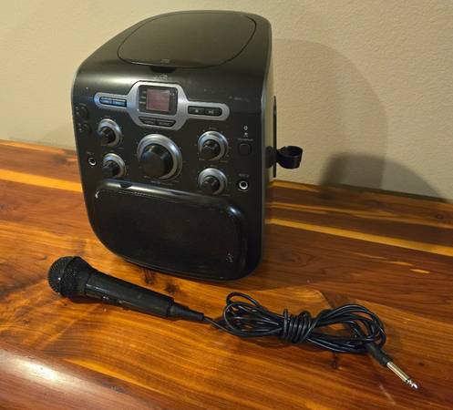 Bluetooth Karaoke* - $30 (Sioux Falls)63436094162817121