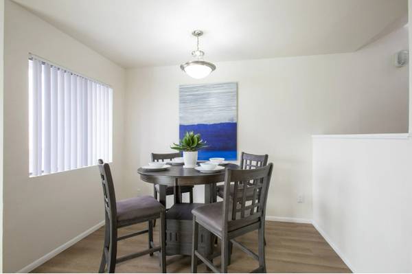 $787 / 1br - 605ft2 - 1/BD 1/BA, Patio o Balcón Privado, Refrigerador de Tamaño Completo (3201 E Seneca St, Tucson, AZ)63674842616323122