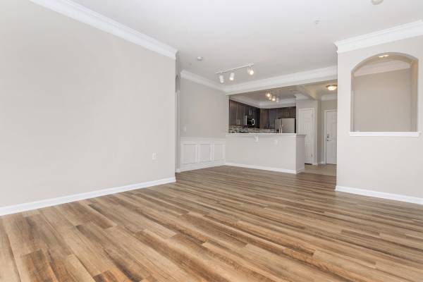 $2,011 / 2br - 1213ft2 - Located in Laurel, Cable Ready, 2 BD (14720 4th St, Laurel, MD)63694891288065123