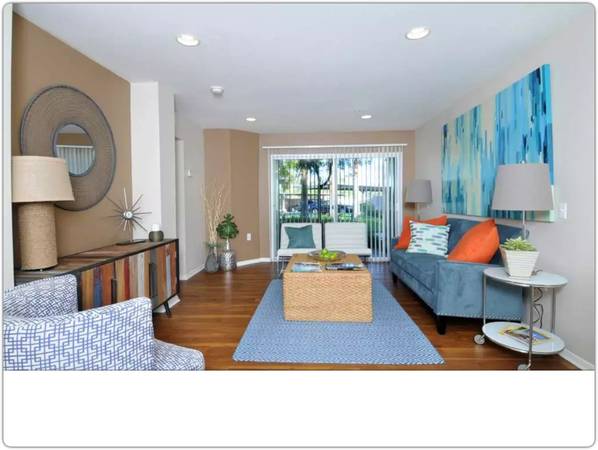 $2,562 / 2 habitaciones - 975 pies cuadrados - ¡Te encantará nuestro apartamento de 2 habitaciones y 2 baños! Lavadora y secadora de tamaño completo incluidas (Palm Springs - Cerca de Palm Springs Strip)63668353795073122
