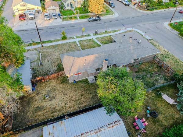 $325,000 / 4br - 1896ft2 - Side by side duplex on double corner lot (Missoula)63656975183617124