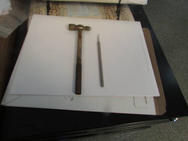 Mini hammer and dental/detail probe 1