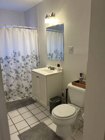 $2,800 / 2br - Brighton 2 Dormitorios/1 Baño | Calefacción y Agua Caliente Incluidos | Cerca de Chiswick Rd. (Brighton)63620423234305122