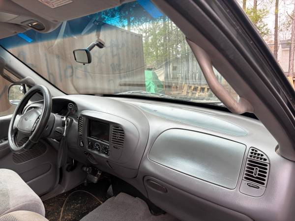 2001 Ford F-150 - Photo 9