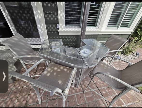 Patio bar set 1