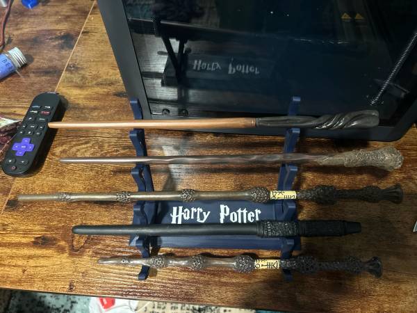 Harry Potter wand holder 1