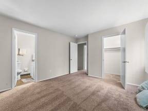 $825 / 2hab - 865ft2 - La vida es mejor con una vista (y un lavaplatos) (2040 Glass Rd NE, Cedar Rapids, IA)63863567300609124