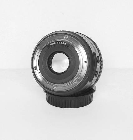 Canon EF 35mm F2 IS USM Lens - $300 (Upper East Side)63471380307841121