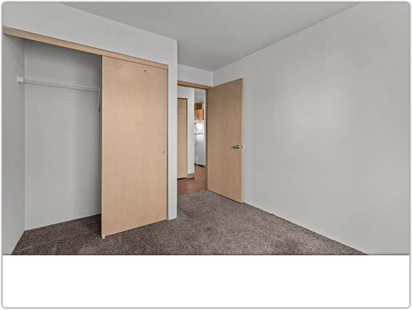 $1,348 / 2br - 889ft2 - WE LOVE OUR PETS!! Great Community for Animal-Lovers! (Pasco)63686616824321120