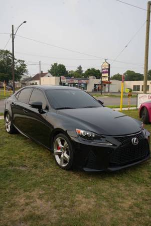 Lexus IS350 - $16.000 (Lincoln Park)63470238132225121