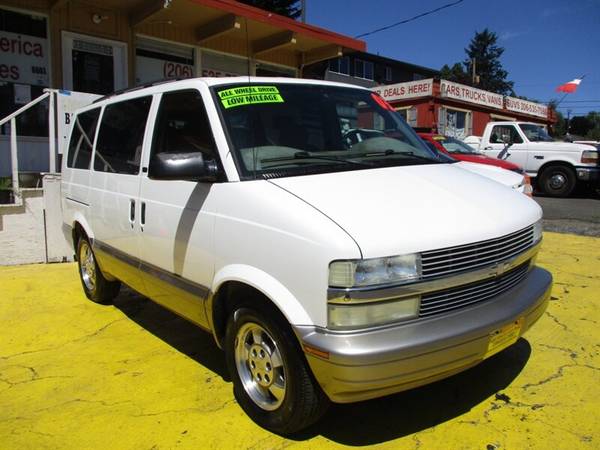 2003 Chevrolet Astro LT, tracción en las cuatro ruedas, 143 mil millas, llama/envía un mensaje de texto al (206)535-7580 - $10,49963623417979267123