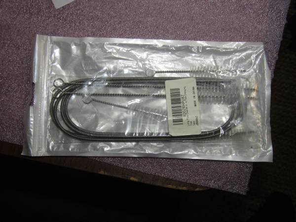 Pipe Cleaning Tool with 4 bottle brushes 1