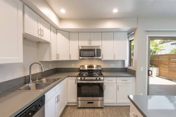 $3,724 / 3br - 1600ft2 - Stainless Appliances, One Month Free!!, Wash/Dry Inside, Carport,  Gym (Thousand Oaks)63981243483522120