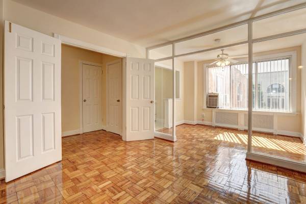 $1,606 / 1br - 450ft2 - 1B/1B, In Washington, Intercom Entry System (1660 Lanier Place Northwest, Washington, DC)63779215976193121
