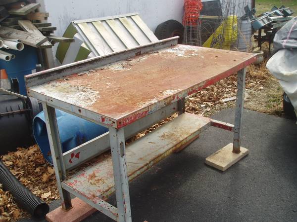 STEEL WORK BENCH 1