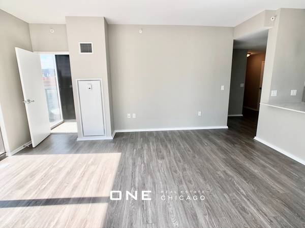 $5,800 / 3br - > ELEGANT 3 BEDROOM 3 BATHROOM - WEST LOOP - FULL GYM/POOL (West Loop)64041643694465123